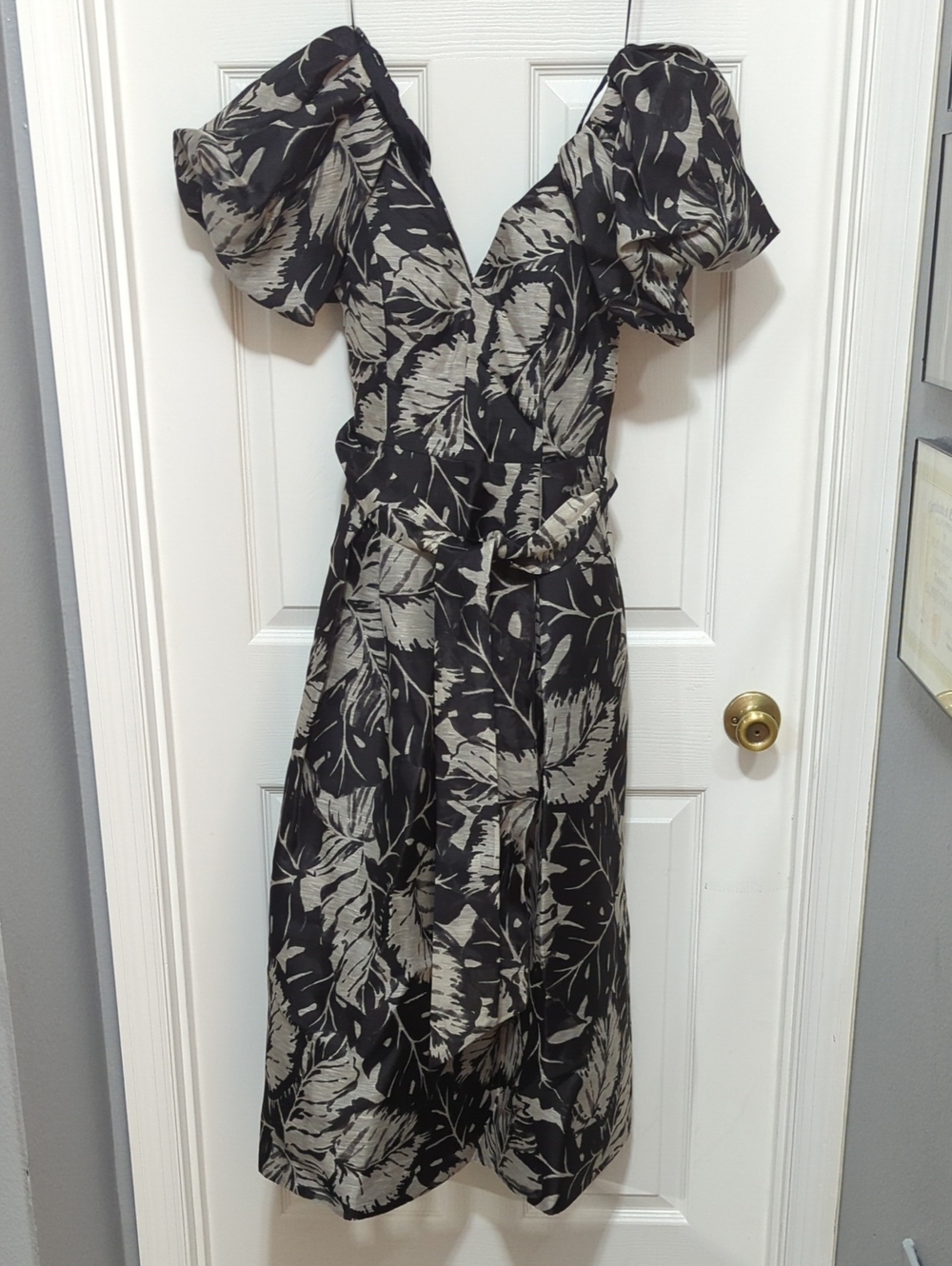 Teri Jon By Rickie Freeman Silk And Linen Puff Sleeved Pleated Skirt Dress